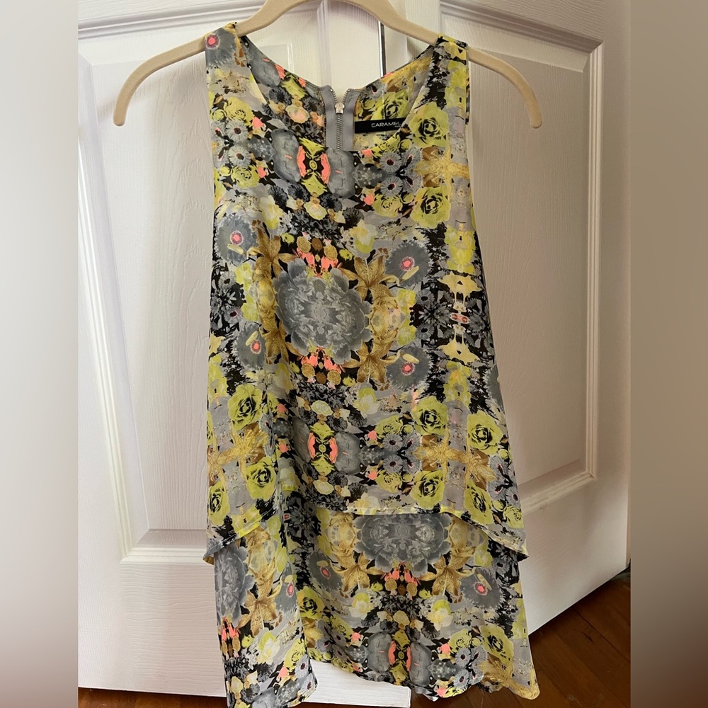 Caramel Floral Tank Top - Yellow and Gray